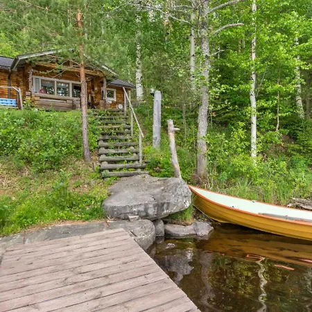 Holiday Vuorenpeikko Holiday home *
